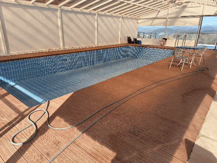 제시외건물(ㅌ) 내부 수영장 및 데크