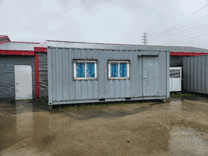 본건 소유자미상의 컨테이너