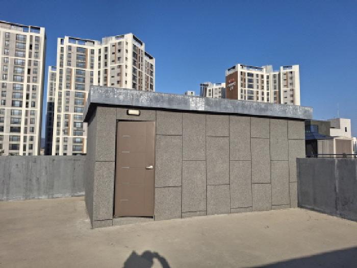 6층 제시외 건물(계단실) 모습