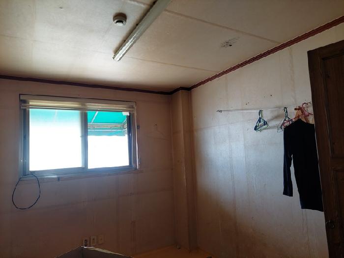 표시목록 2번 2층 건물 2에 위치한 기숙사