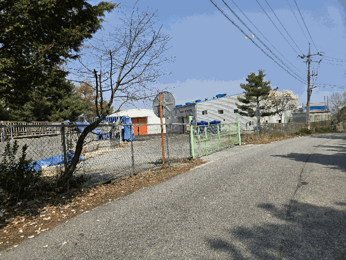 본건 공장 남서측 전경(前景)