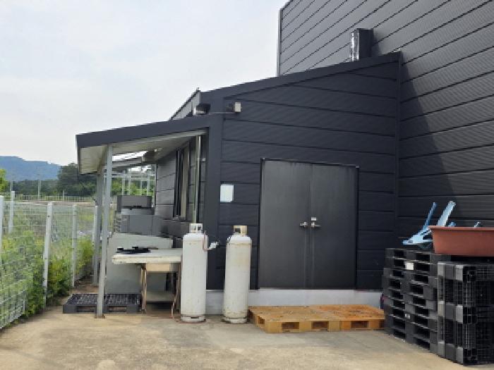 기호2번 지상 제시외건물