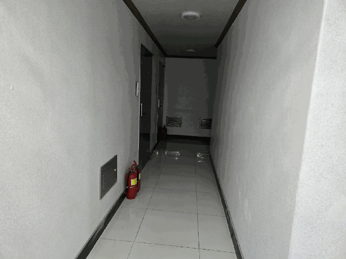 기호(2) 내부, 복도부분