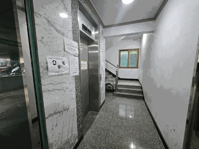 본건 내부 E/V부분