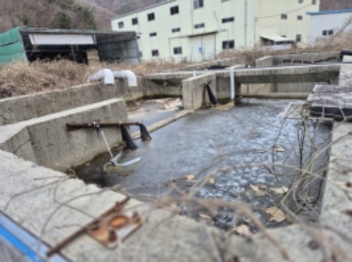 목록 4 제시외 콘크리트 구조 양어시설