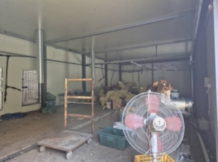 목록 3 건물 내부 및 주변