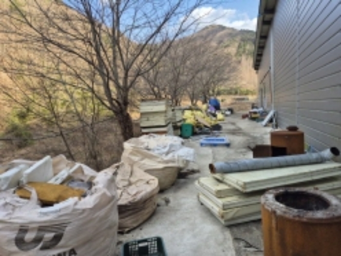 목록 3 건물 내부 및 주변