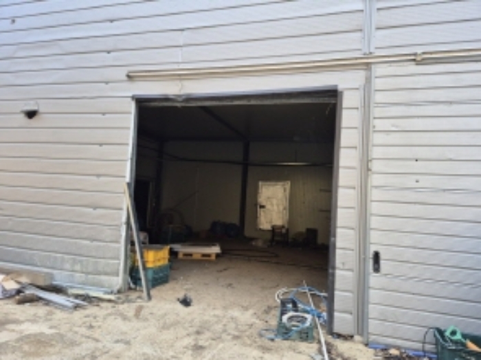 목록 3 건물 내부 및 주변