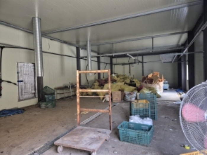 목록 3 건물 내부 및 주변