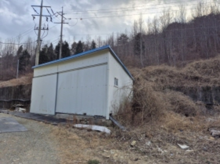 목록 2 제시외 경량철골조 판넬지붕 단층 창고