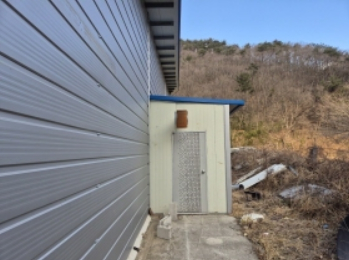 목록 3 제시외 판넬구조 판넬지붕 창고