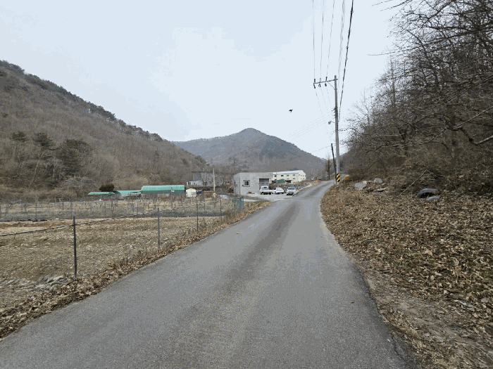 【 본 건 및 주위 환경 】