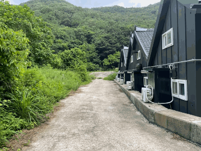 【 진입로 전경 】