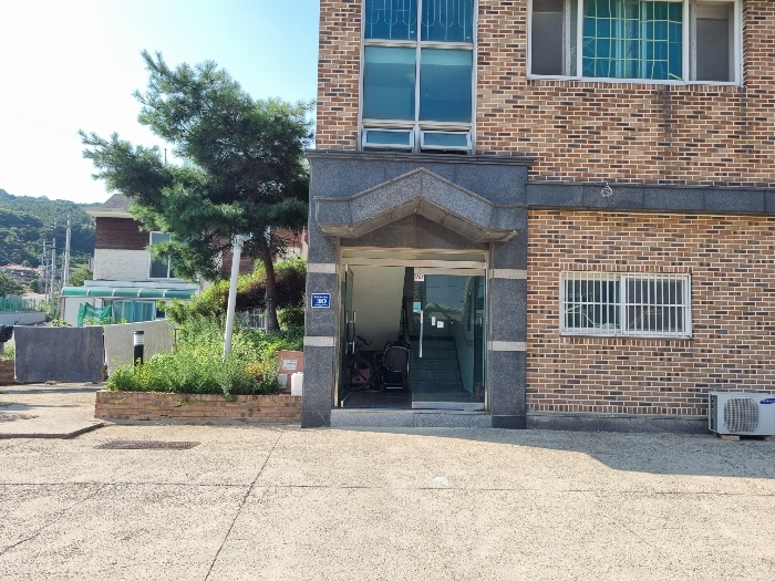 기호(2) 1층 공동출입문