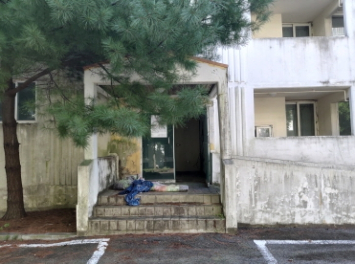 * 본건 목적물 소재 5동 3-4라인 공동출입구