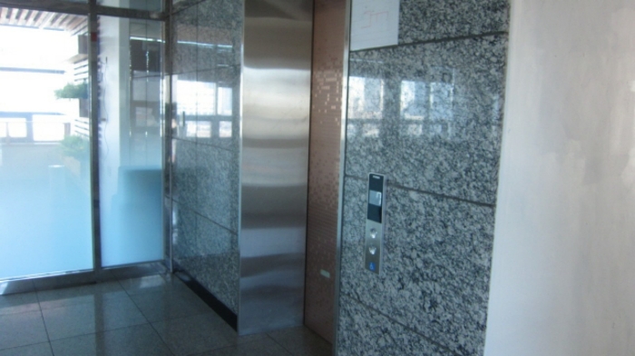 E.V 및 701호 출입문 폐쇄 상황