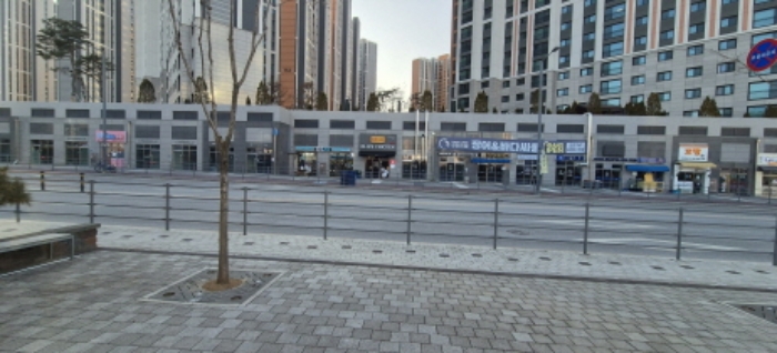 *본건 전체 건물 정면 전경