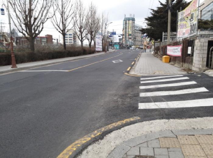 * 본건 목적물 인접도로 전경