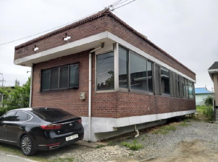 * 본건 목적물 1. 2. 전경