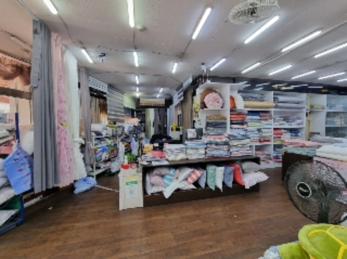 목록 3. 건물 1층 내부