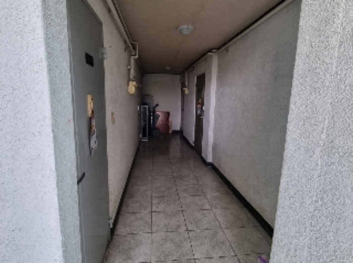 목록 3. 건물 6층 복도