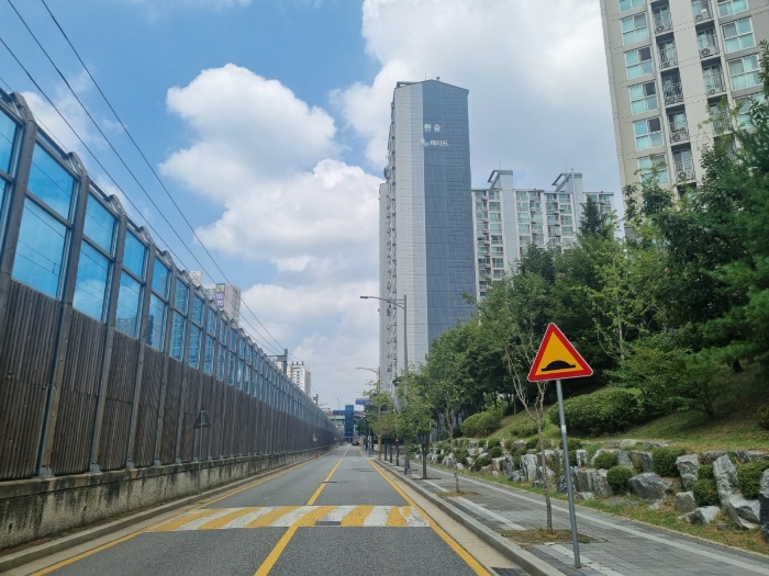 본건 아파트 전경