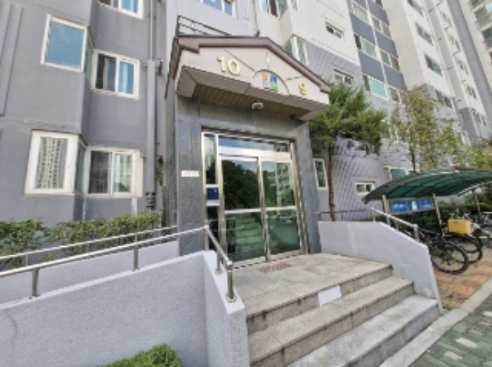 공동출입구 (9,10호)