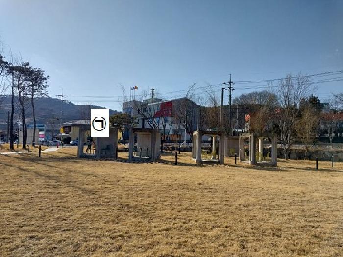 목록2번 및 제시외 ㉠, 수목