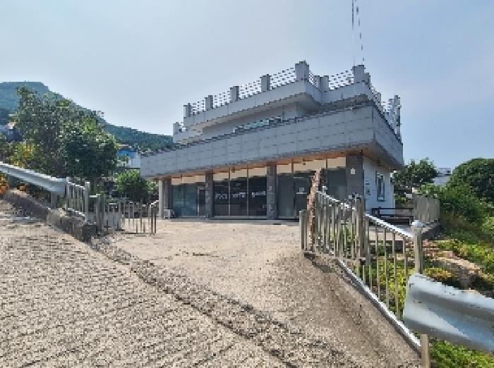 본 건 전경