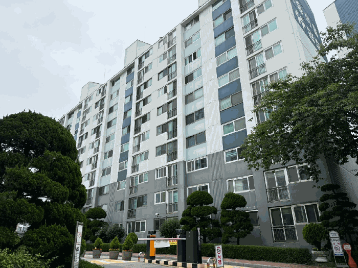 본건 소재 506동 전경