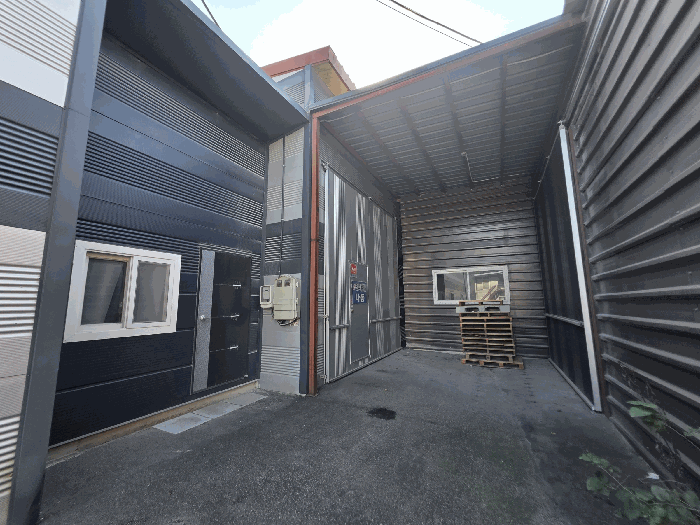 본 건  기 호 4  및  제 시 외 건 물 ㄱ, ㄷ  현 황