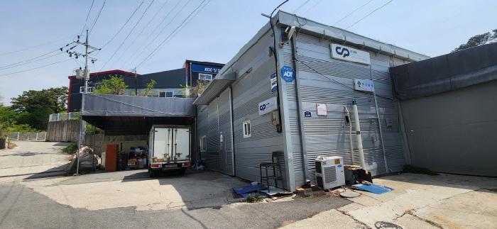 본건 건물/제시외 구조물 전경(1)