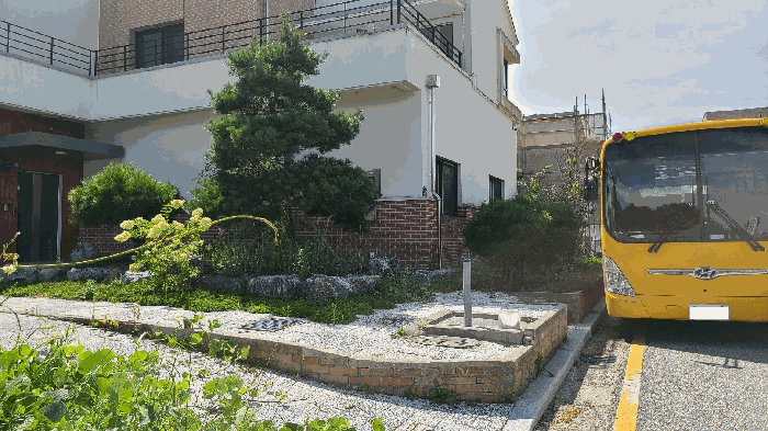 기호1) 지상 화단(조경수) 및 야외수도