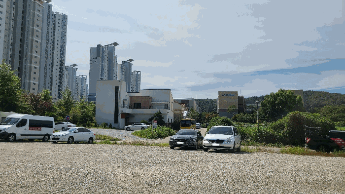 기호1) 토지 및 기호2) 건물 주변 전경