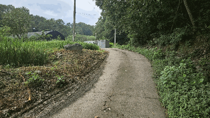 기호3) 토지 진입로