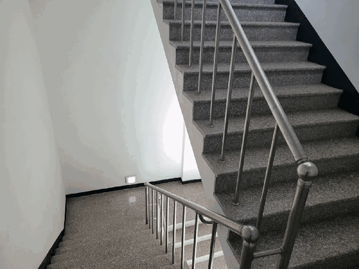 기호(2) 건물 내 계단실 전경