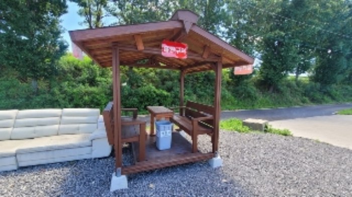 타인소유의 제시외건물 및 주변