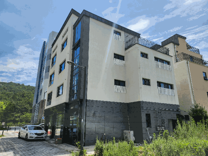 본건 전경
(북서측에서 촬영)