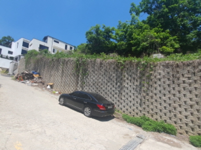 현장사진(회덕동 356-107, 356-63 토지의 옹벽)