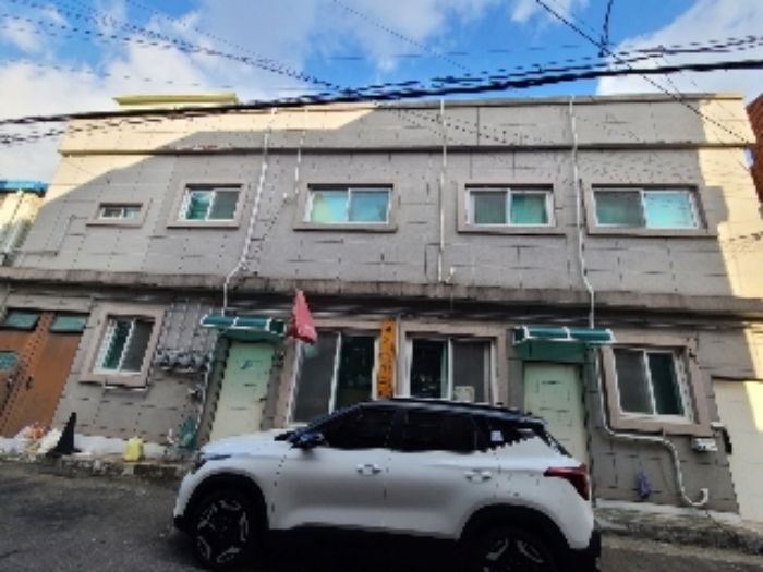 남문로 18번길 9-1 소재 2층건물 전경