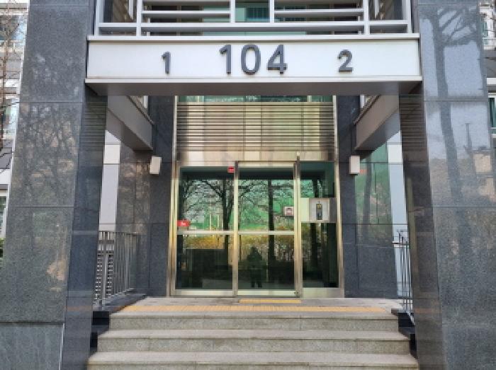 104동 공동출입구