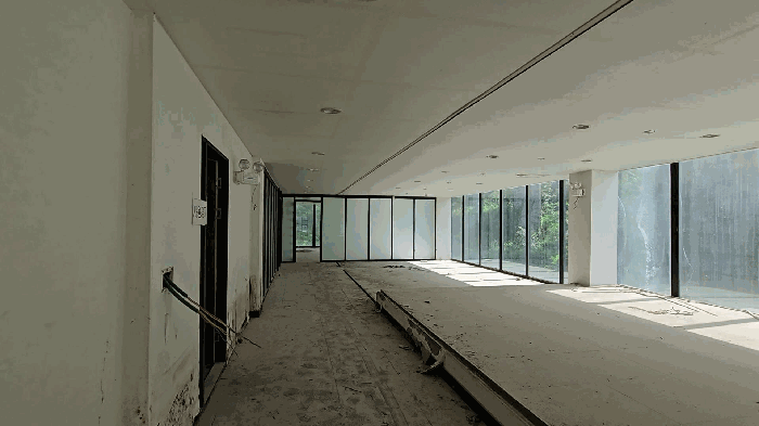 제 B 동 2층 내부