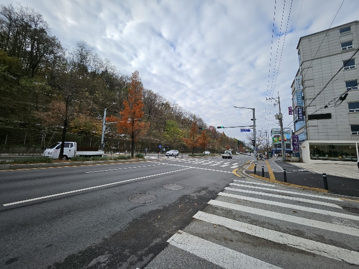 본건 주변전경1(남측 도로주변)