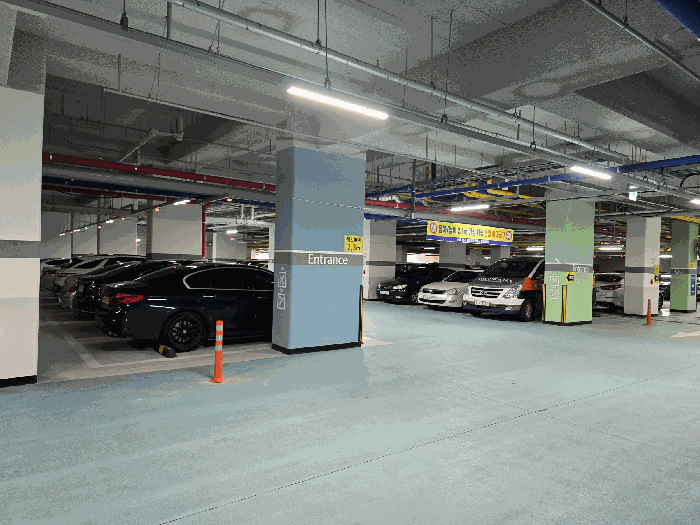 지하 주차장