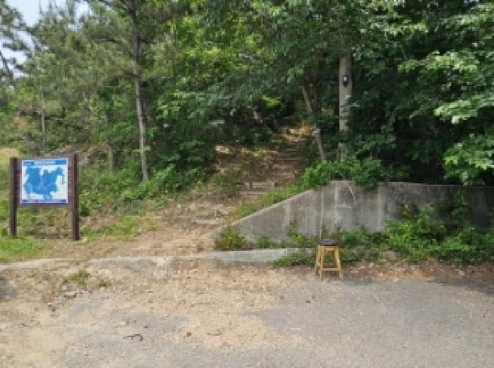 목록 3번(타지상의 장천산 등산로 입구)