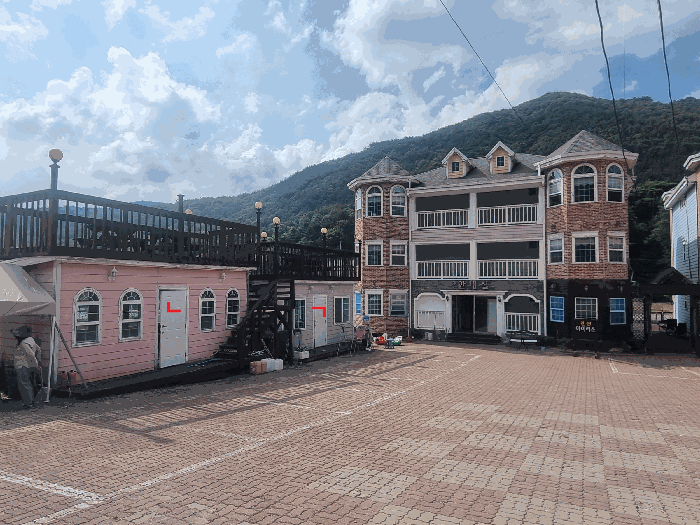 기호1,3) 및 제시외건물 기호ㄱ,ㄴ)