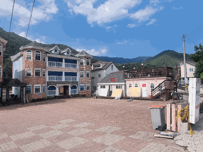 기호2,4) 및 제시외건물 기호ㄷ,ㄹ)