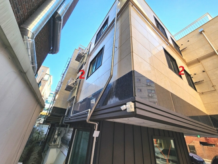 북동측에서 촬영