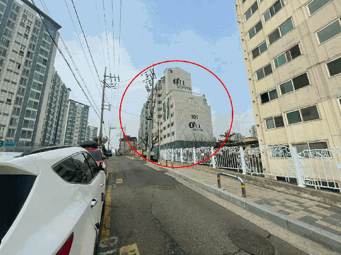 주위전경 (남서측에서 촬영)