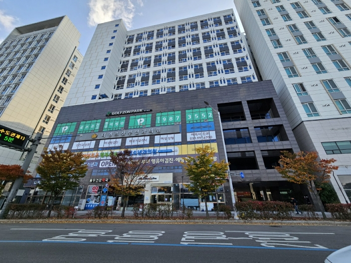 [본건 전경] 본건 북측에서 촬영